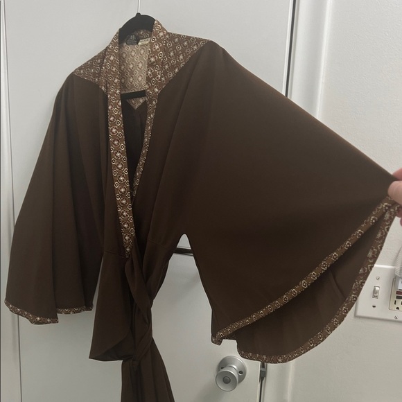 ✨🔥Vintage Luxurious Brown Women’s Robe One-of-a-Kind Intricate Trim💖✨ - Picture 8 of 14